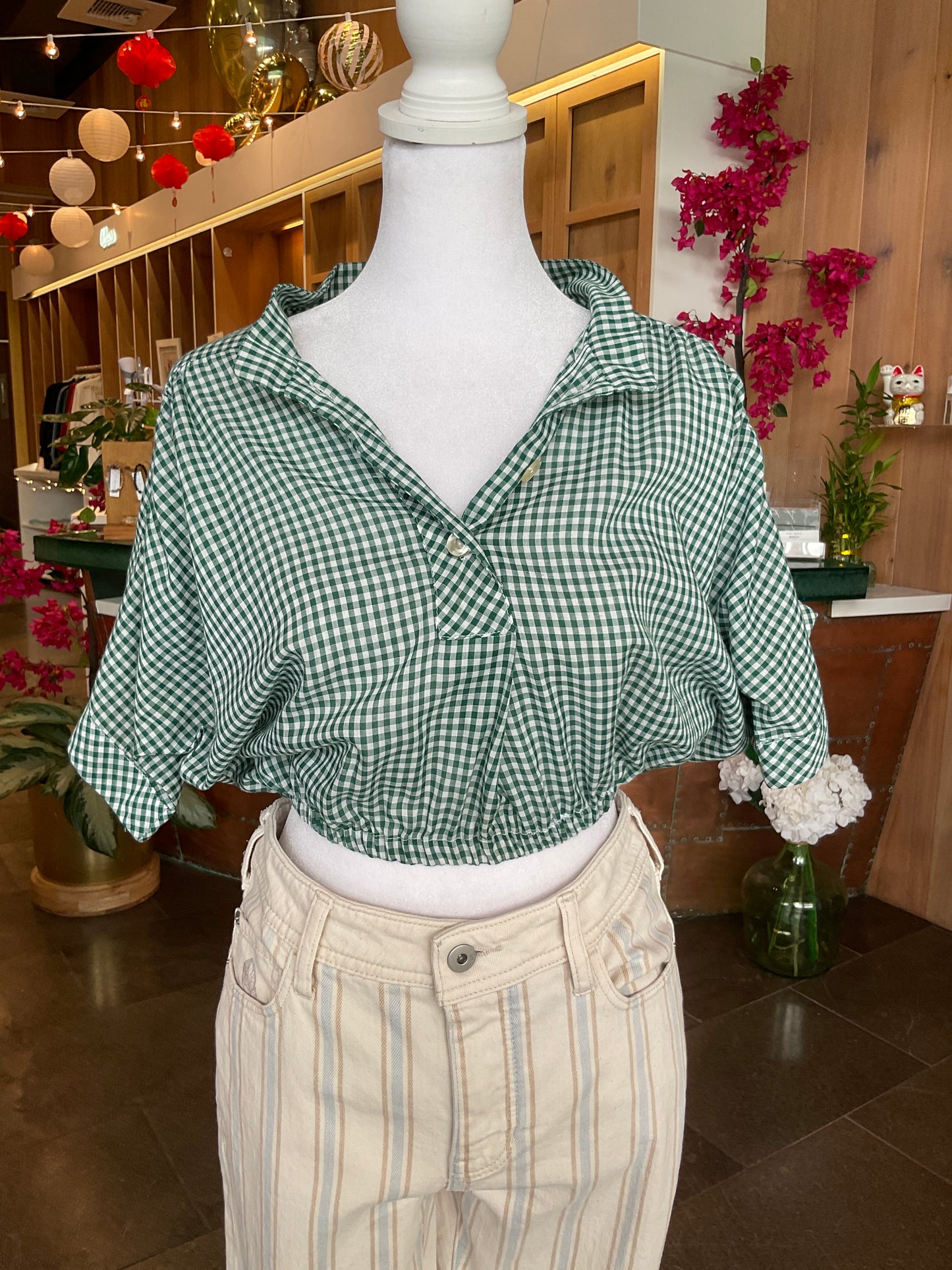 ♻️Repurposed Crop Top ~ Green Picnic